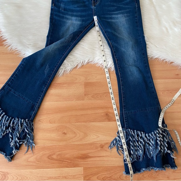 Luxe Moda Fringe Boho Chic Jeans - Picture 10 of 12
